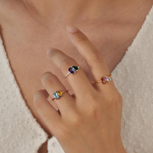 Emerald & Pear Cut Birthstone Ring, Unique Birthstone Ring, Custom Toi et Moi Gemstone Ring, Perfect Couples Gift, Anniversary Gift