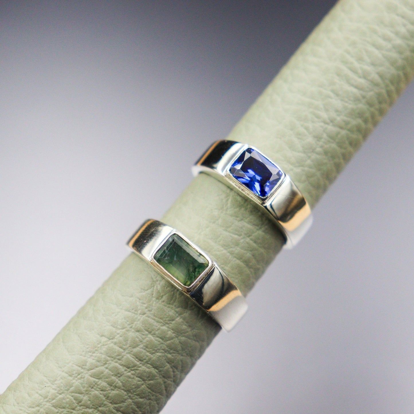 Sapphire Ring ~ Solid 925 Sterling Silver Ring ~ Men's Signet Ring ~ Handmade Signet Ring ~ Blue Sapphire Signet Ring ~ Gift Ring