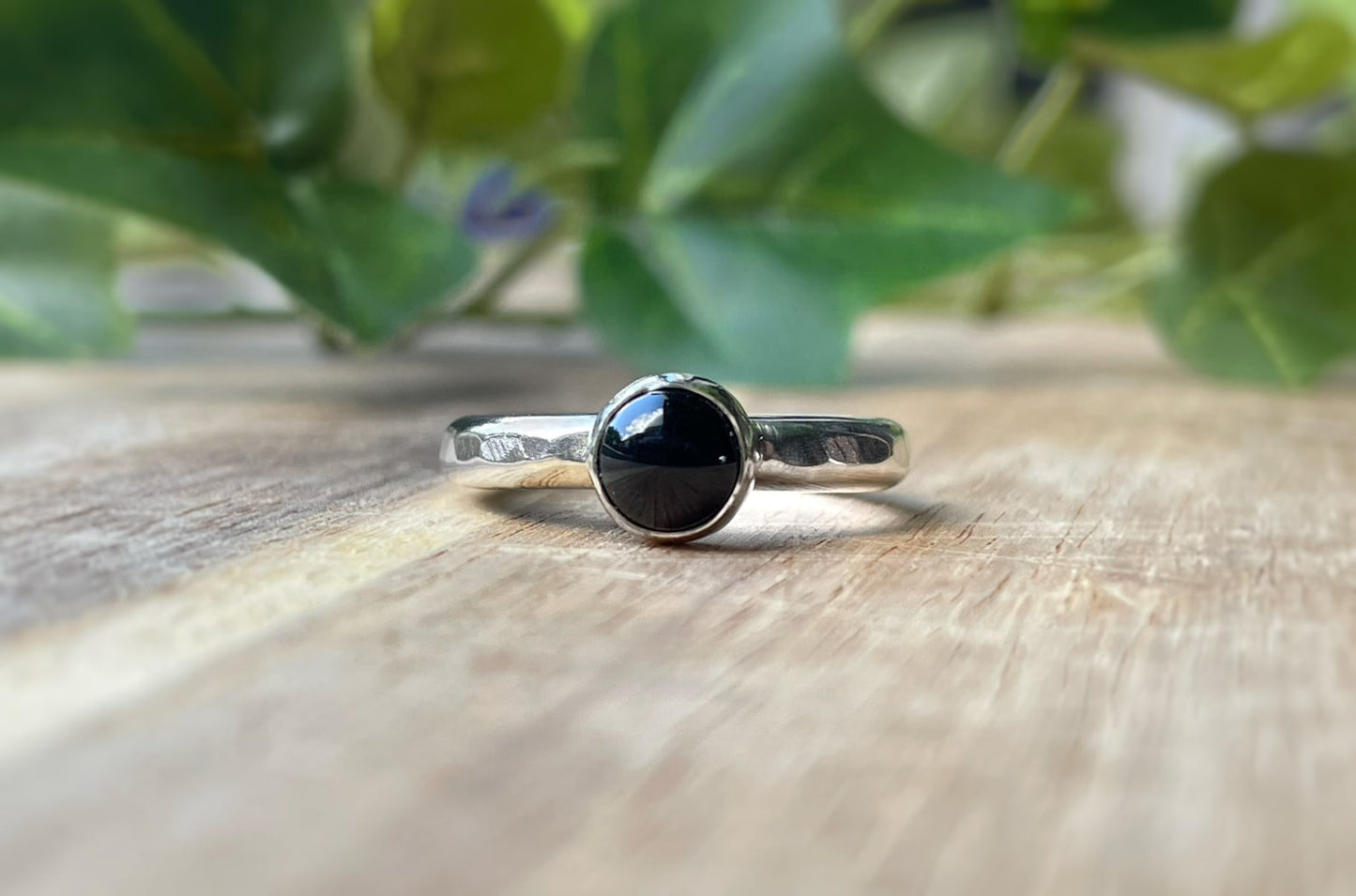 Handcrafted sterling silver hammered ring with black onyx, handmade silver ring with hammered texture and natural gemstone
